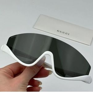Gucci shield sunglasses GG 1650S
